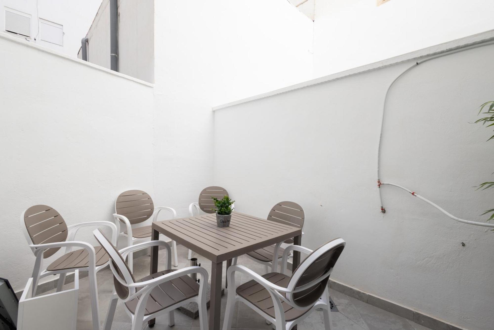 Florit Flats - The Cruz Cubierta With Terrace Valencia